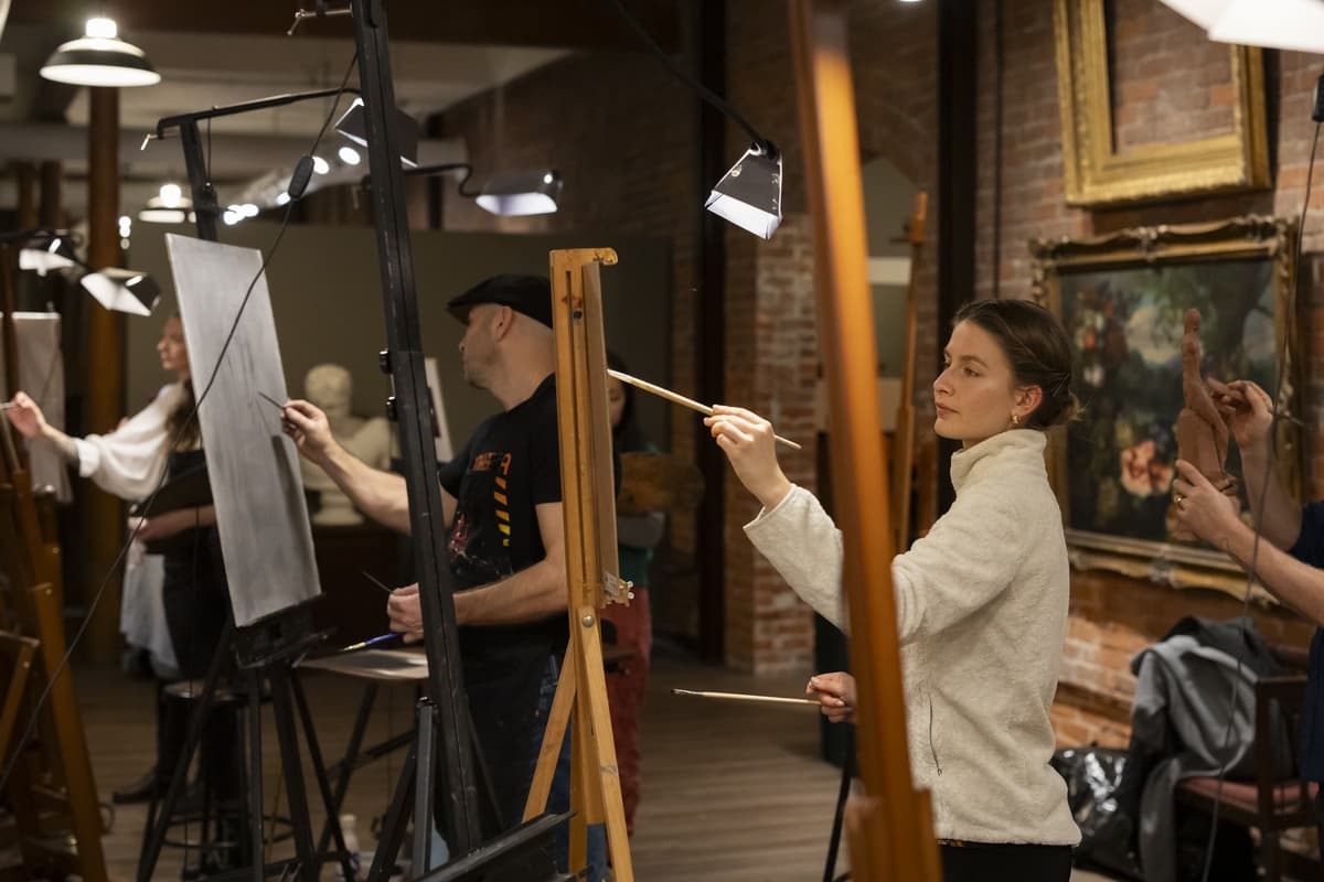 Atelier session at the Salon